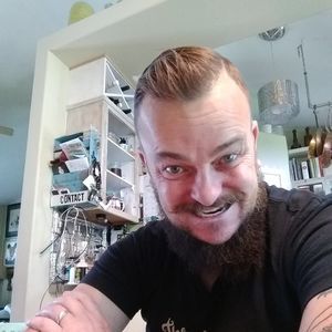 Meet your Posher, Colby